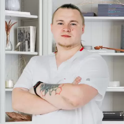 доктор Лопин Николай Николаевич фельдшер клиники «Санати» в Корсакове